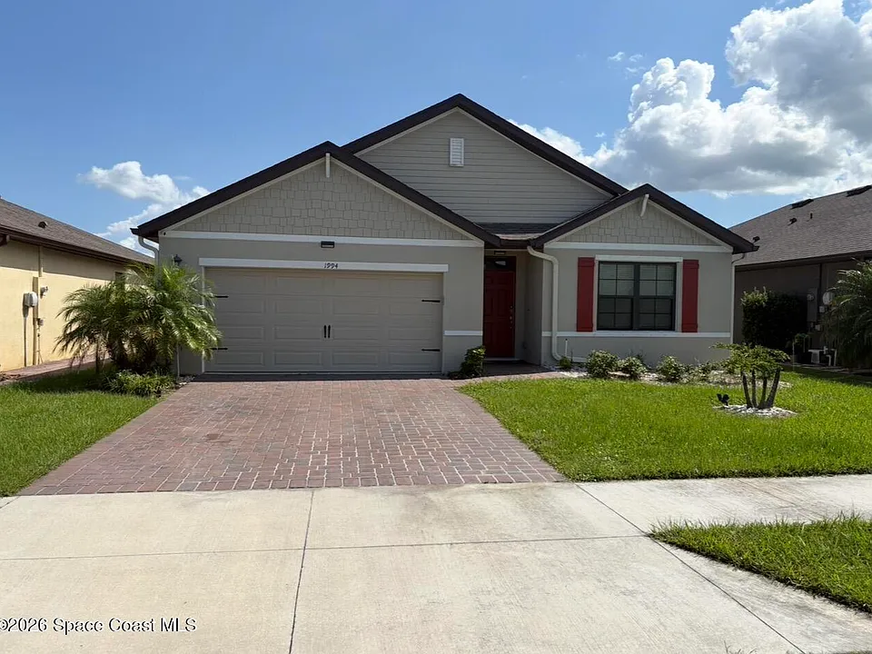 1994 Capital Dr SE