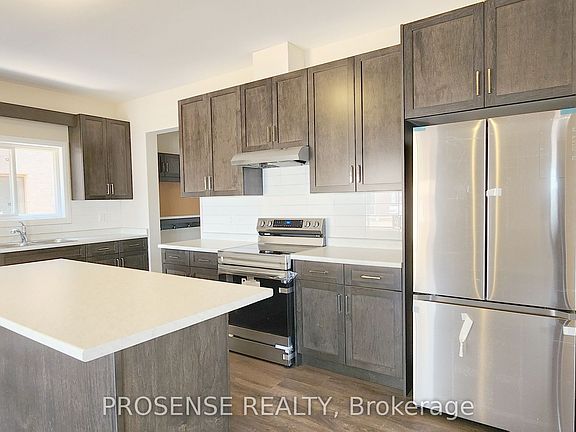 5th image of 85 Acacia Rd