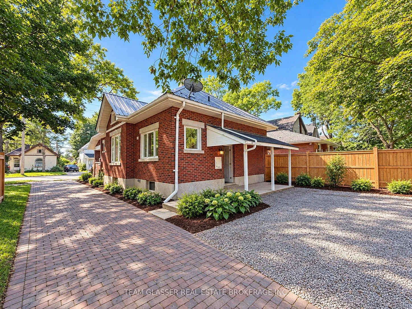 1 bed, $1,300 — Photo 1