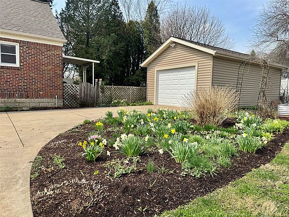 4th image of 248 Maiden Ln