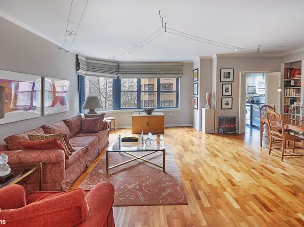20 Sutton Place South 7E image 1 of 17