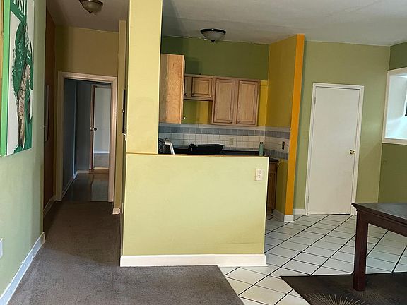 3rd image of 233 E Girard Ave #3