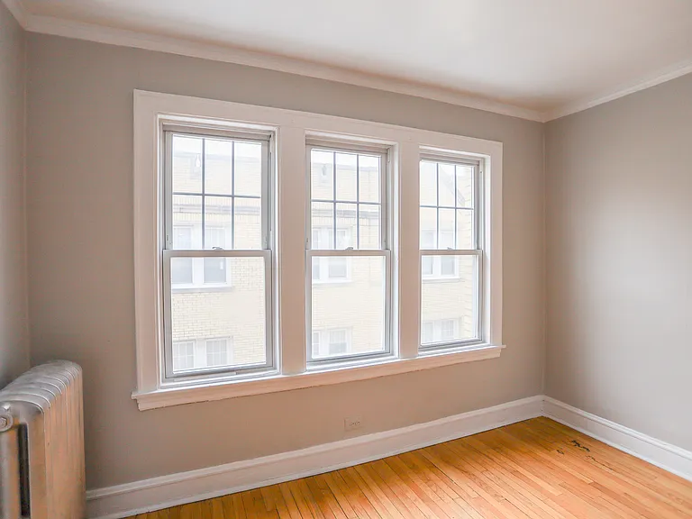 4524 N Damen Ave #3A — Photo 2