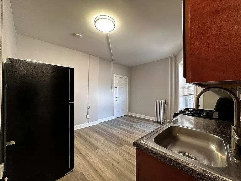 67 Stuyvesant Ave #36E — Photo 3
