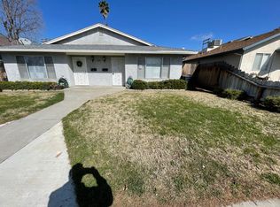133 3rd St APT A, Ripon, CA 95366