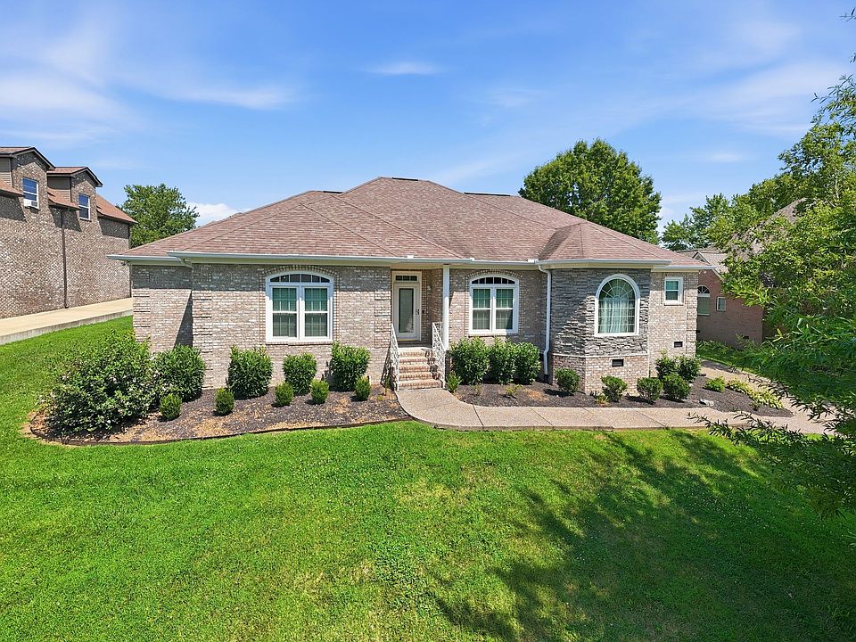 1st image of 114 Collinwood Dr