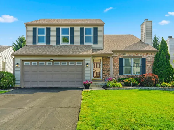 8482 Olenbrook Dr, Lewis Center, OH 43035