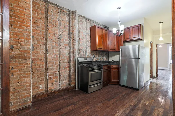 Rented by ERNY LLC | media 8