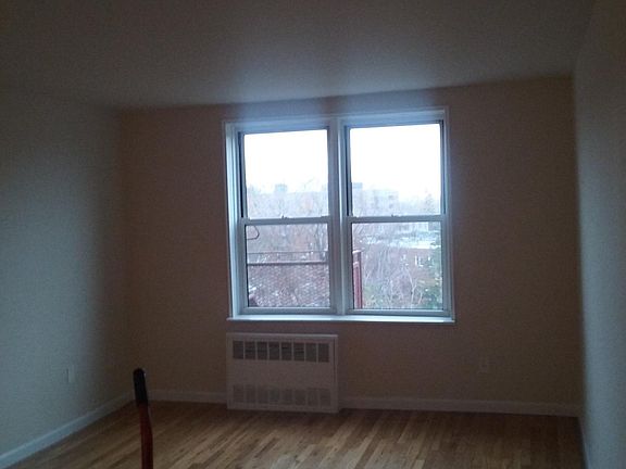 4th image of 14325 41st Ave APT 519