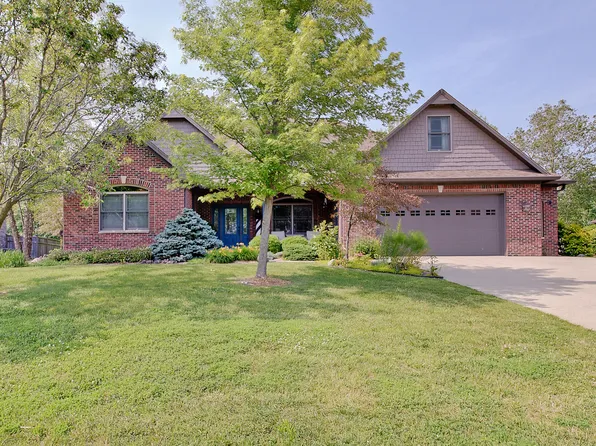 214 W Stoney Trl, Greenfield, IN 46140