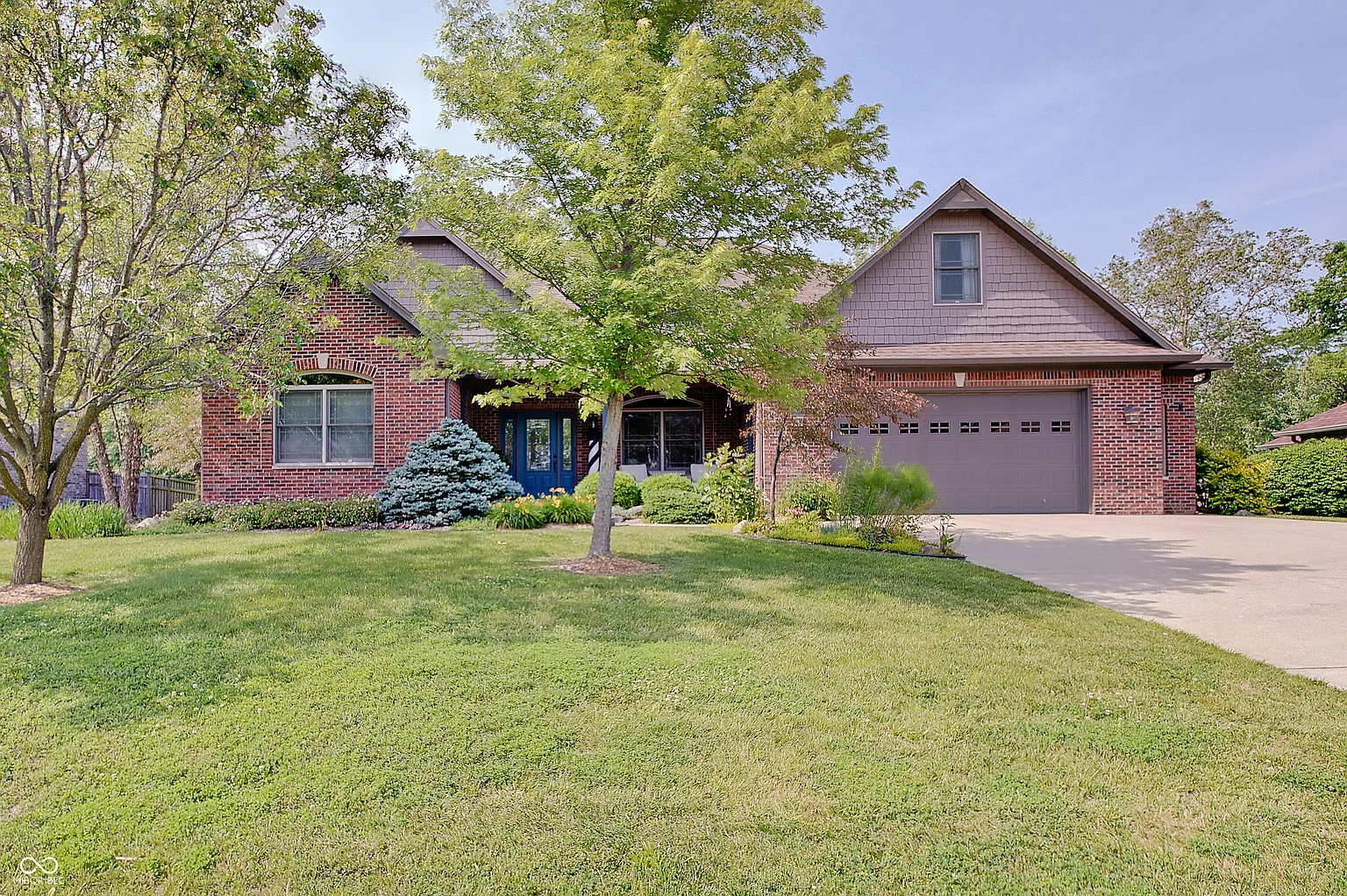 214 W Stoney Trl photo 1