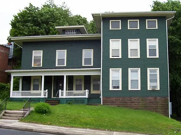 113 E Main St APT 1, Meriden, CT 06450