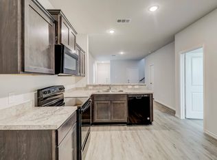 1413 Ester Ln, Ennis, TX 75119