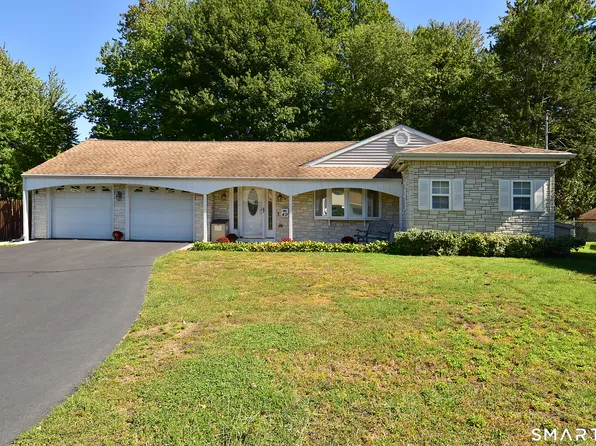 49 Green Manor Avenue, Windsor, CT 06095