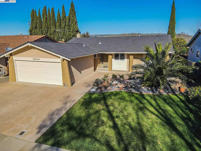 35920 Ashton Pl — Photo 10