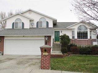 1525 Quail Run Dr, Lewiston, ID 83501