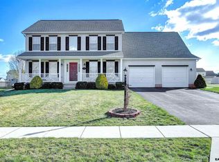 327 Barley Cir, Hanover, PA 17331