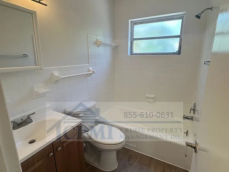 225 Ocean Breeze Lake Worth, FL 33460 — Photo 22