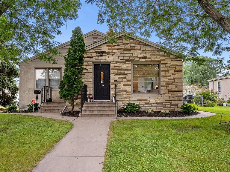 5517 Oliver Ave S — Photo 15