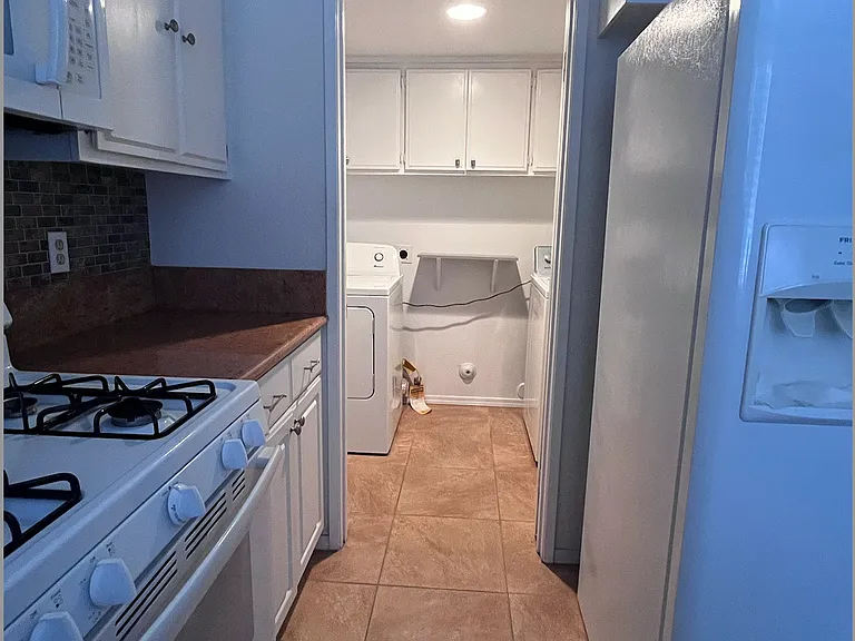 4195 Kingsley St #36 — Photo 5