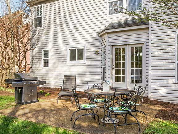 5th image of 4921 Aviemore Dr