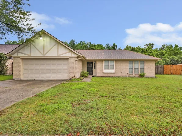 3703 Stoneybrook St, Baytown, TX 77521