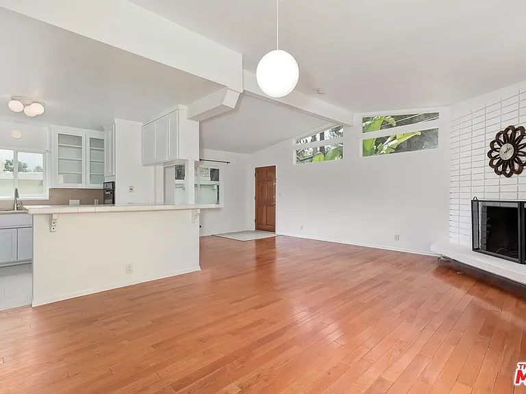8531 Walnut Dr — Photo 7