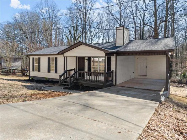 2709 Old Dawsonville Rd, Gainesville, GA 30506