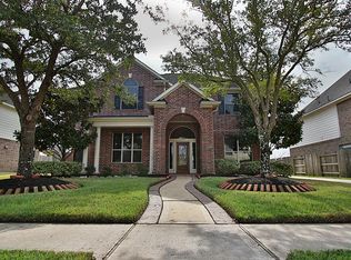 3310 Summerwind Ct, Pearland, TX 77584