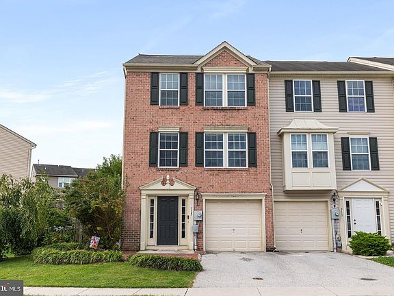2nd image of 715 Grant Dr