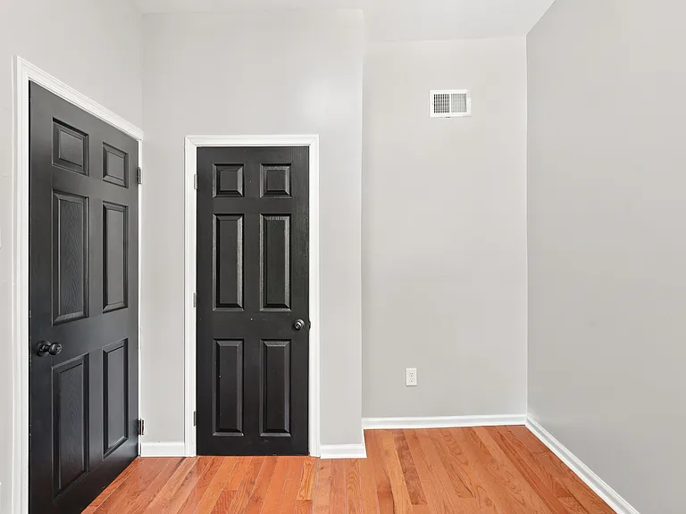 4271 Leidy Ave — Photo 21