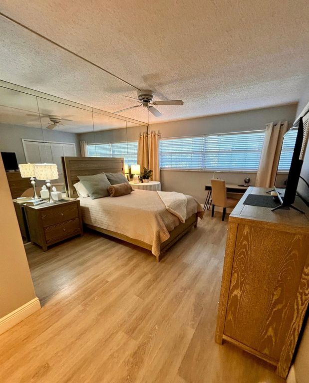 3850 Oaks Clubhouse Dr APT 305, photo 7