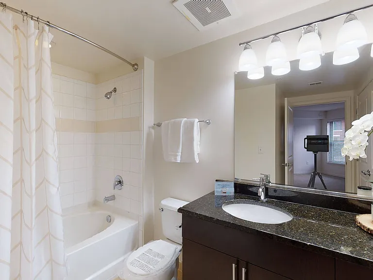 1301 Thomas Circle — Photo 77