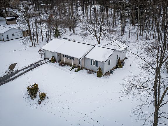 3rd image of 21229 Serenity Dr