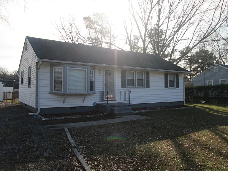 509 Sherilyn Dr — Photo 2