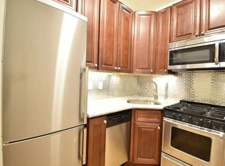 749 9th Ave APT 202, New York, NY 10019