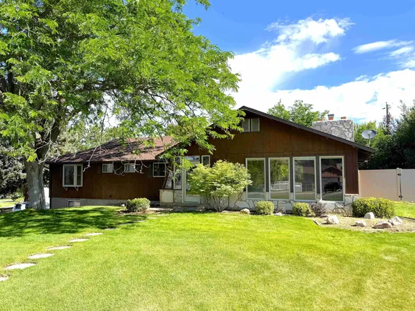 690 Fairway Dr, Pocatello, ID 83201