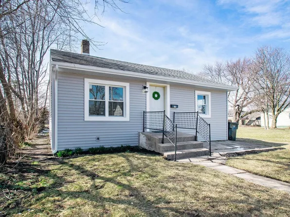 125 S Lake St, South Bend, IN 46619