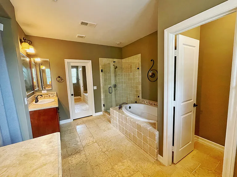 8403 Christopher Ridge Ter — Photo 14