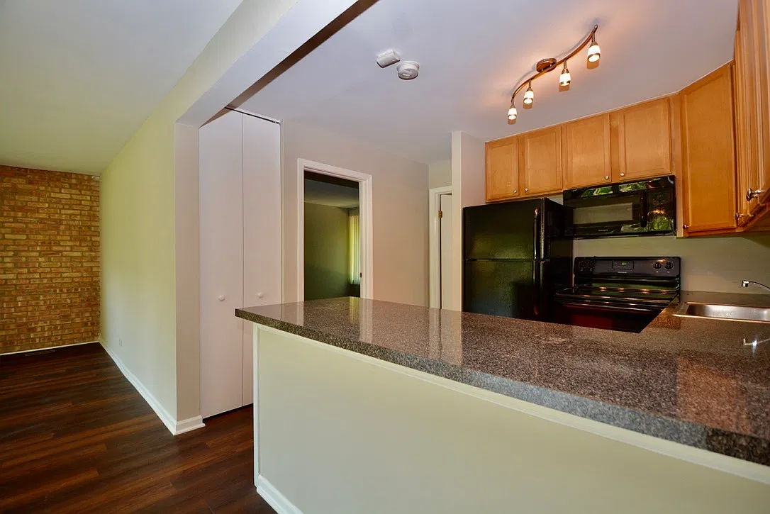 1 bed, 640 sqft, $1,650 — Photo 3