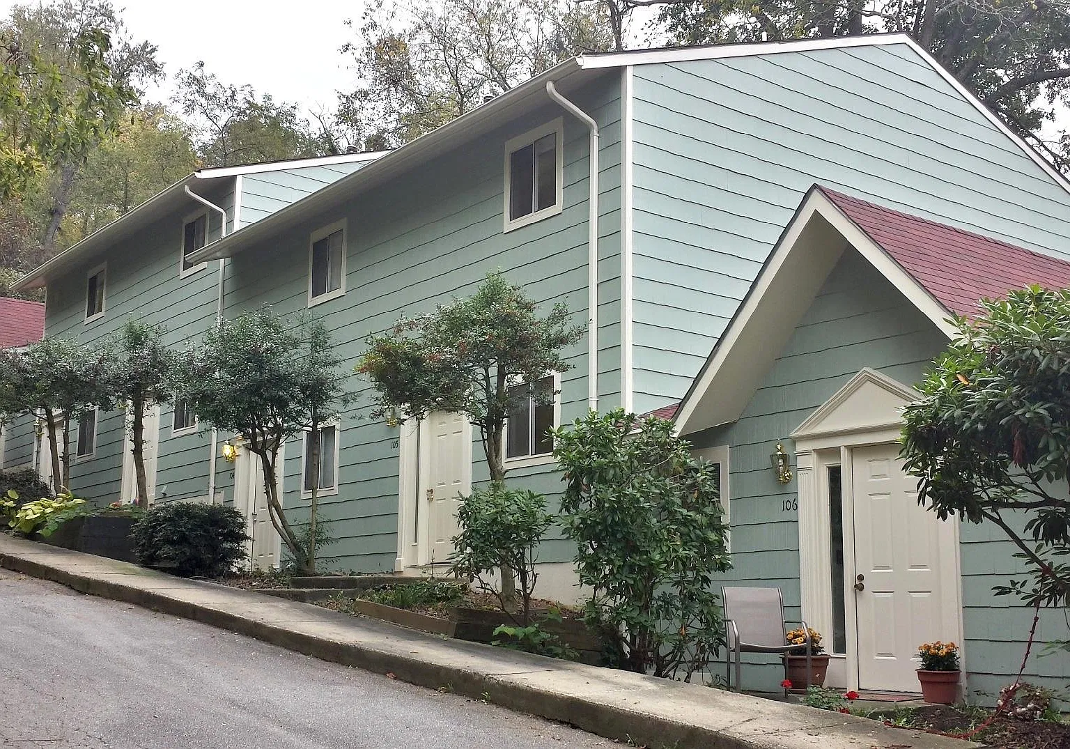 11 Long St — Photo 1
