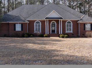 9 Shadow Ridge Dr, Jackson, TN 38305