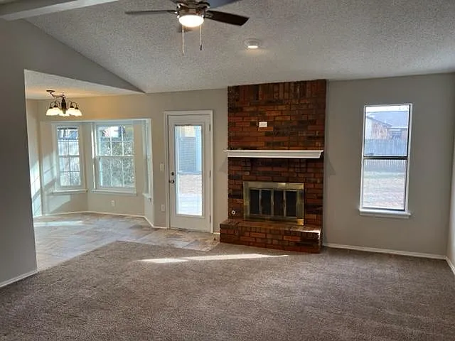 1901 N Butternut Ave — Photo 7