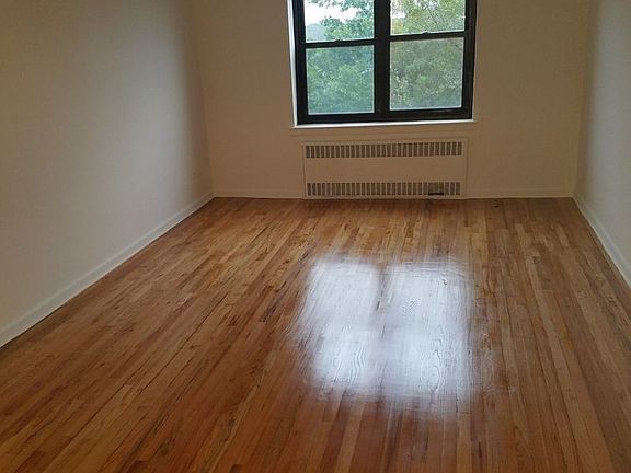 2nd image of 45-10 Kissena Blvd #3J