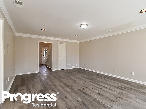 4th image of 4621 Jessica Dr