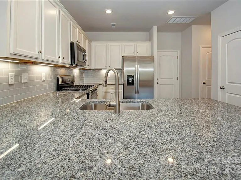 3126 Glenn Hope Way — Photo 12