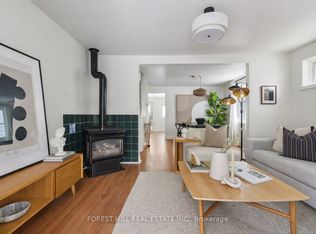 33 Craven Rd, Toronto, ON M4L 2Z4