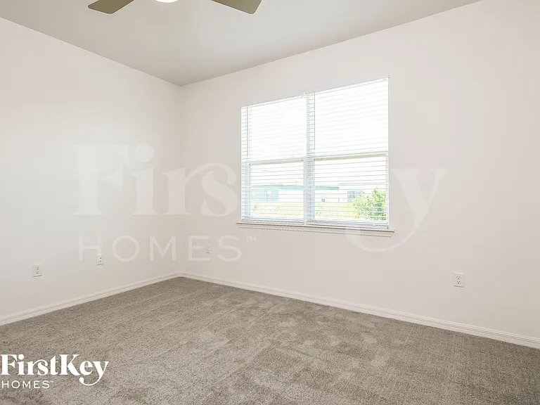 1140 Spokane Point — Photo 11