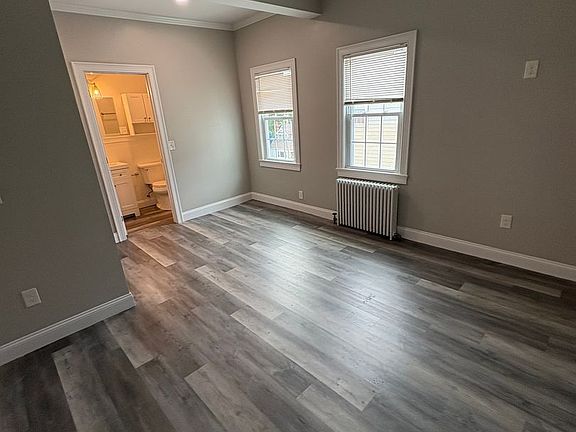4th image of 16 Magnolia Ave APT 12