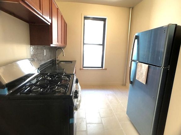 3rd image of 600 W 157th St APT 44